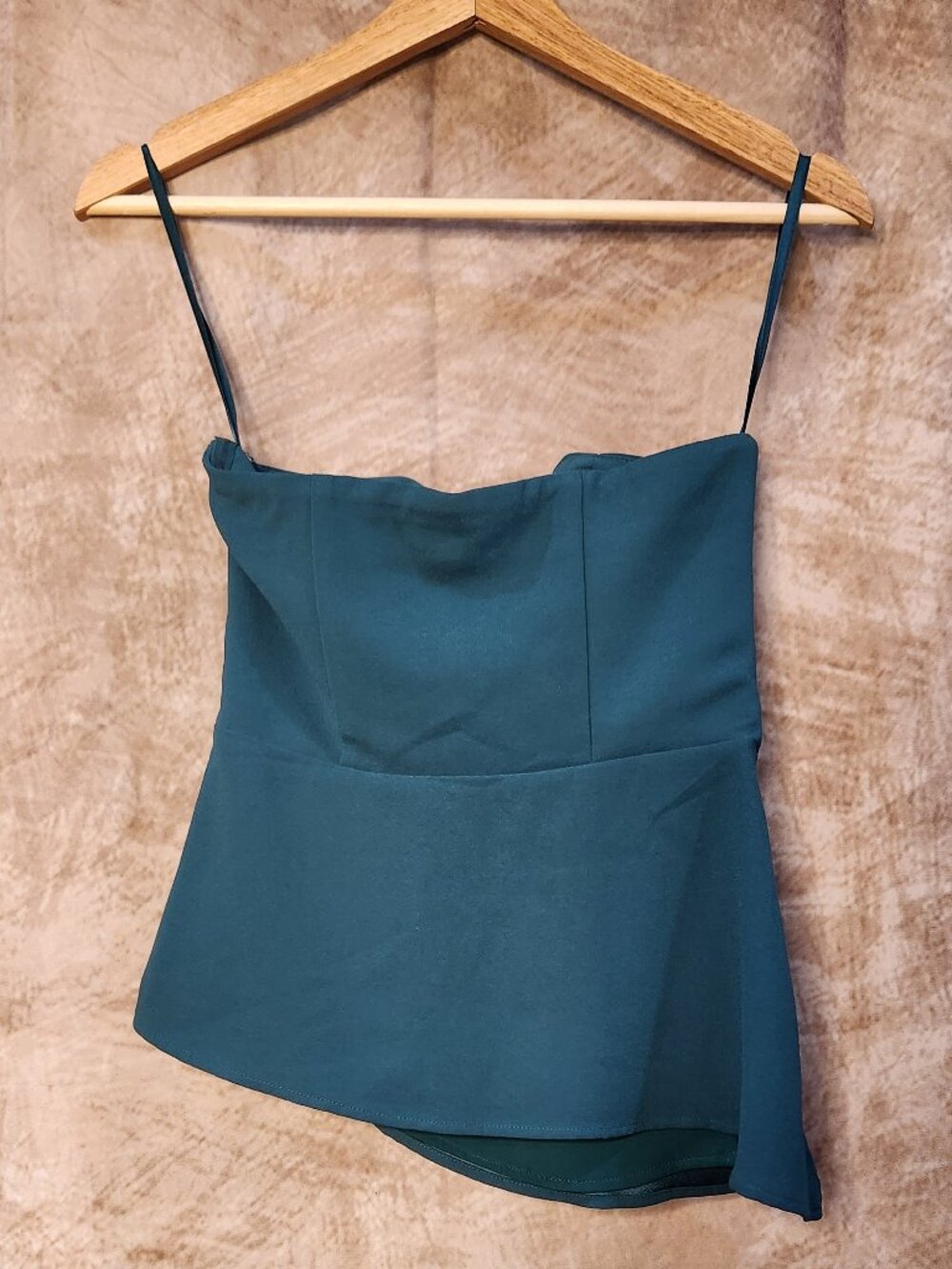 WHITE HOUSE BLACK MARKET Green Draped Crop Top – Asymmetric Hem – Size 00 - Picture 5 of 8